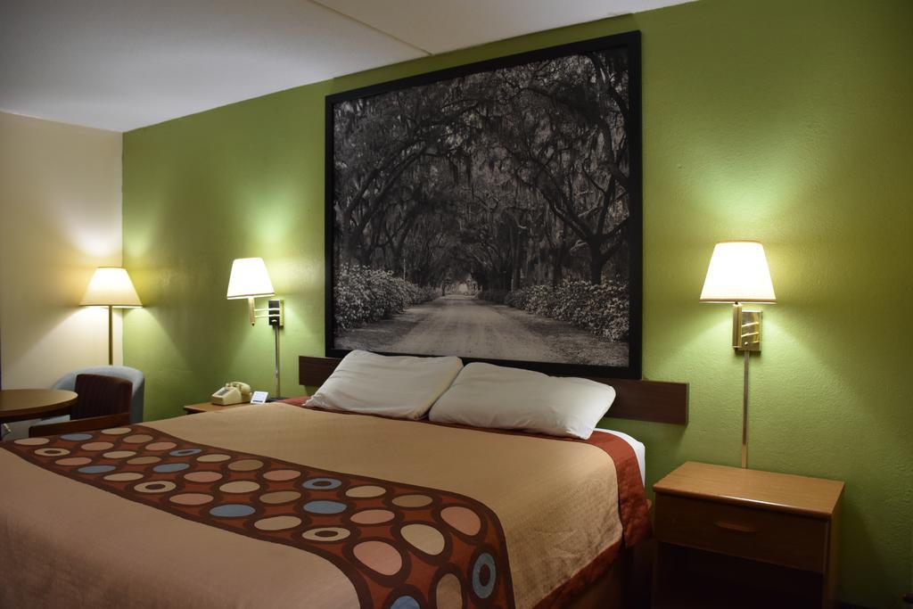 Hotel Super 8 By Wyndham Tifton Exterior foto